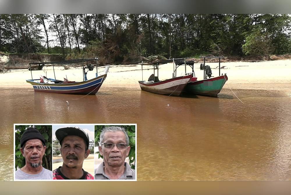 Bot nelayan yang tersadai akibat air sungai cetek. (Gambar kecil: Mohamad Azam, Mohd Tajul dan Zakaria.)