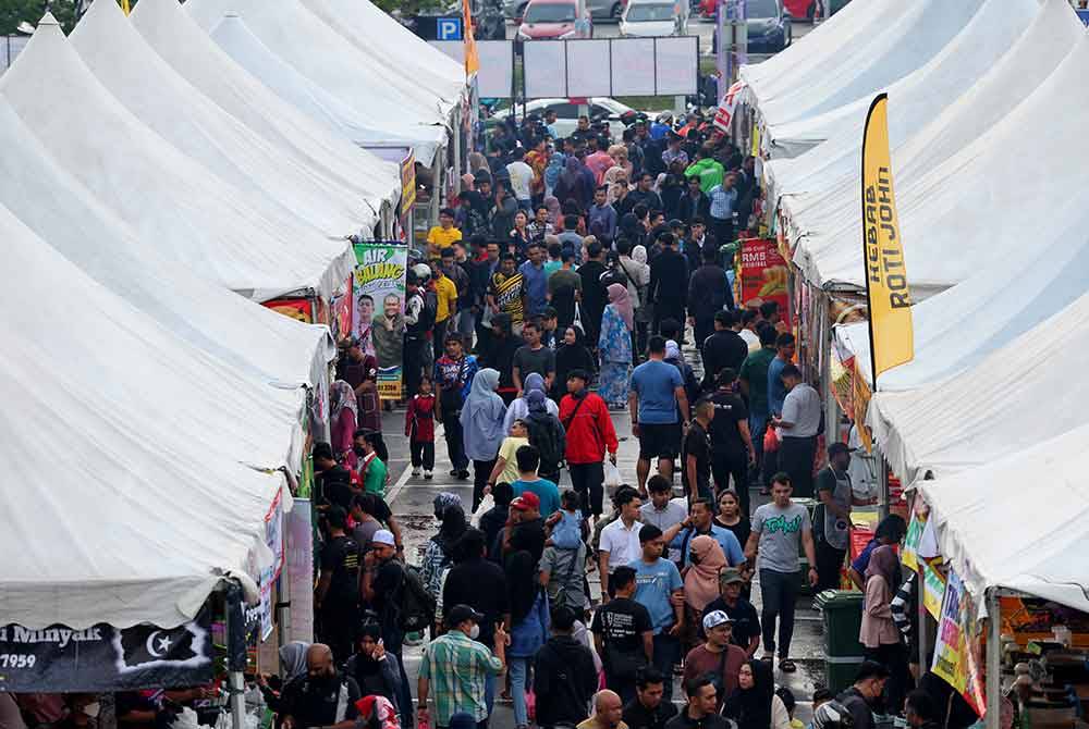 Tapak bazar Ramadan di Putrajaya akan dipantau setiap hari oleh pasukan petugas Perbadanan Putrajaya (PPj) bagi memastikan isu kebersihan dan keselamatan makanan yang terjadi sebelum ini tidak berulang.Gambar fail Bernama