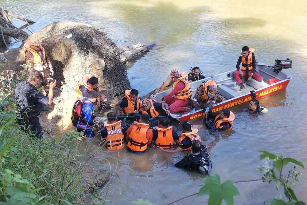 Mayat remaja ditemukan lemas di Sungai Ketil, Kampung Kuala Merah, Kuala Ketil pada pagi Rabu. Foto Jabatan Bomba dan Penyelamat Malaysia (JBPM) Kedah