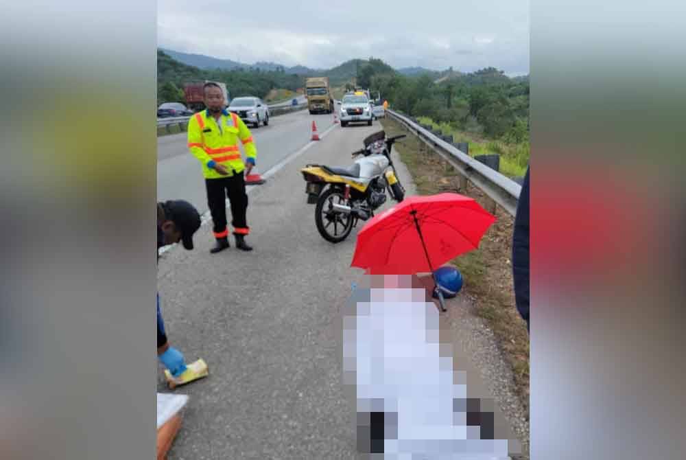 Muhammad Lokman disahkan meninggal dunia di tempat kejadian selepas motosikal Yamaha RXZ ditunggang terbabas melanggar besi penghadang jalan di Kilometer 166.6 LPT1 arah timur di Maran pada Jumaat.