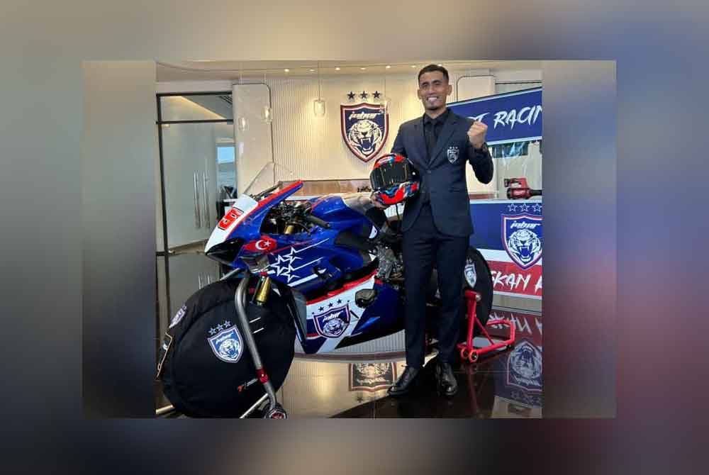 Hafizh bersama jentera yang bakal digunakannya di ARRC 2024.