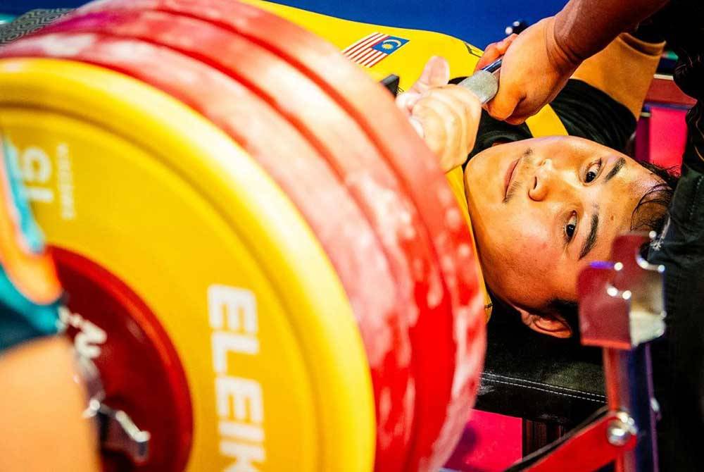 Bonnie Bunyau Gustin sekali lagi mengharumkan nama Malaysia di persada antarabangsa apabila muncul juara di Kejohanan Piala Dunia Powerlifting Para Dunia 2024 di Dubai. - Foto WPPO