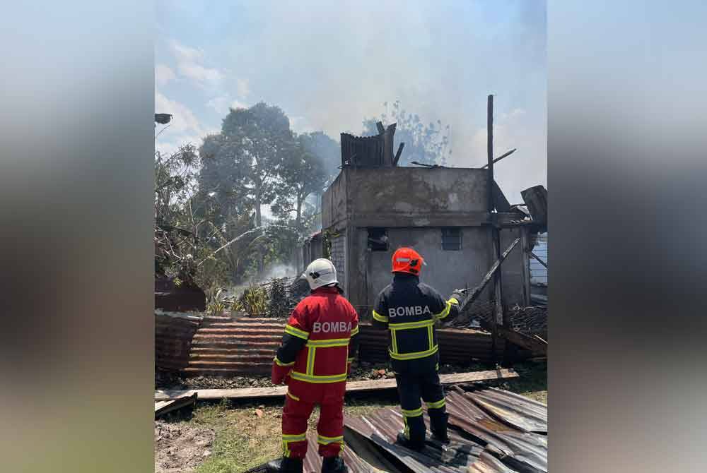 Antara rumah yang musnah dalam kebakaran di Kampung Laut Bongawan, Papar.