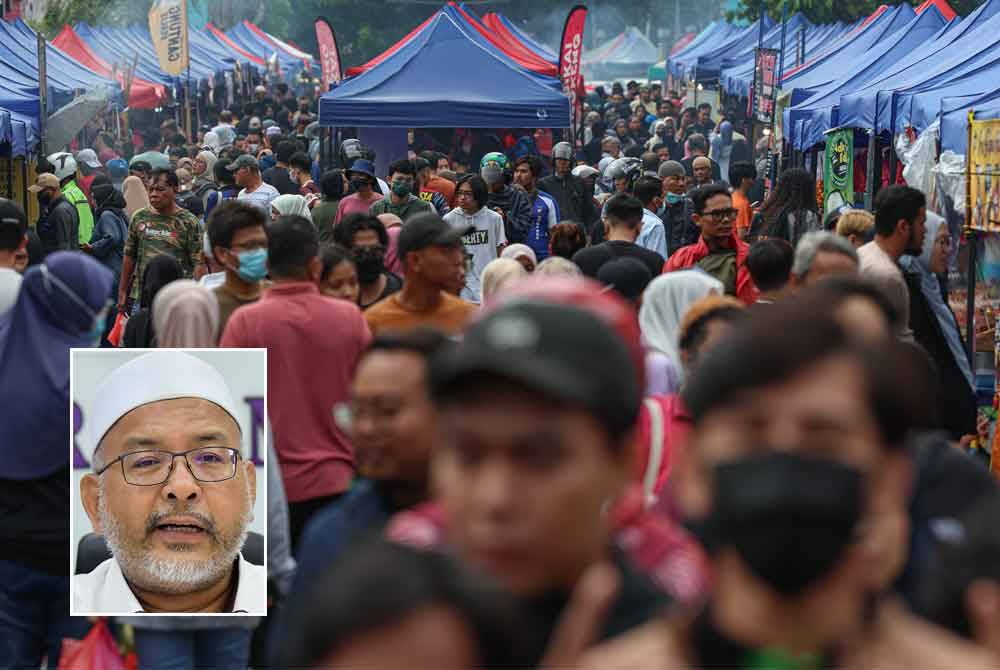 Peniaga yang didapati menyewakan tapak bazar Ramadan kepada warga asing berdepan tindakan tegas termasuk dikenakan kompaun oleh pihak berkuasa. Gambar hiasan, gambar kecil: Wan Sukairi