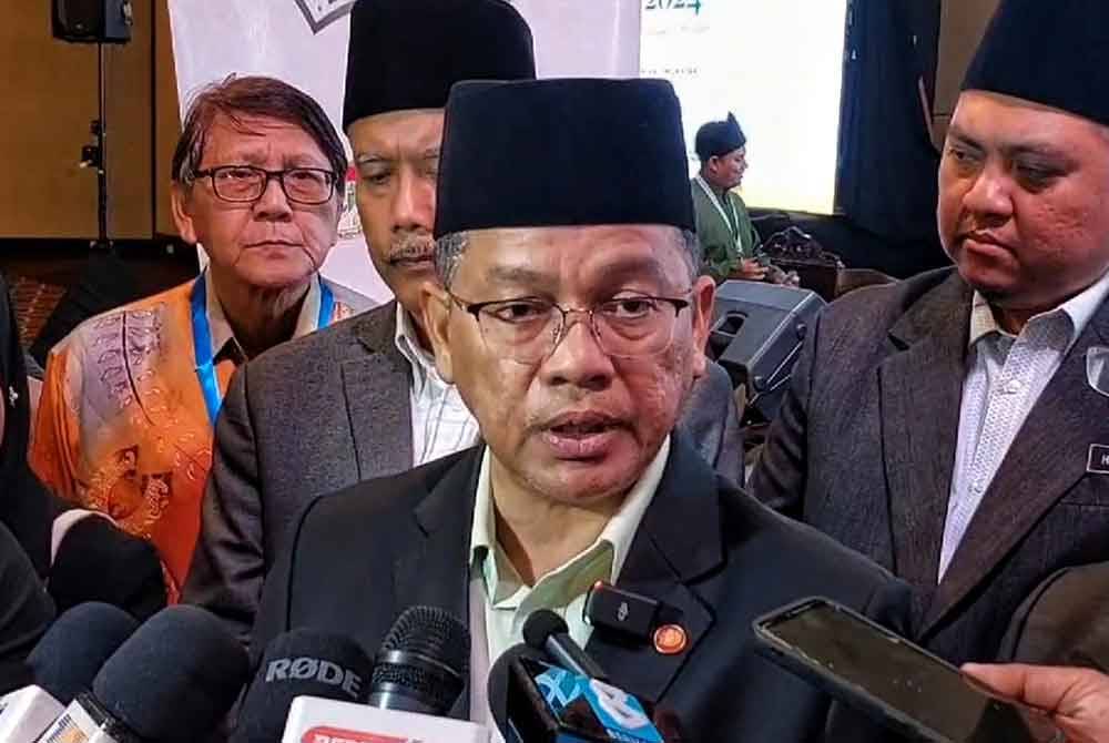 Mohd Na’im ditemui pemberita selepas menyempurnakan Konvensyen Baitulmal Kebangsaan 2024 (KBK 2024), di sebuah hotel di Banda Hilir, pada Rabu.