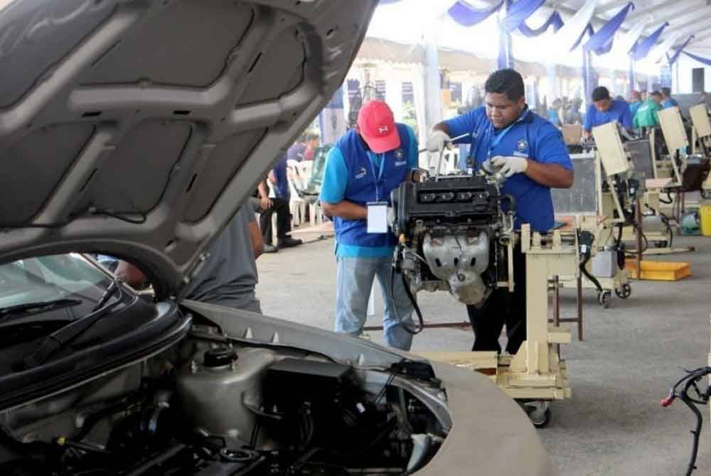 Cabang membabitkan TVET ini sebenarnya luas dan mampu menjadi salah satu bidang kerjaya premium kepada generasi masa kini. Foto fail Bernama