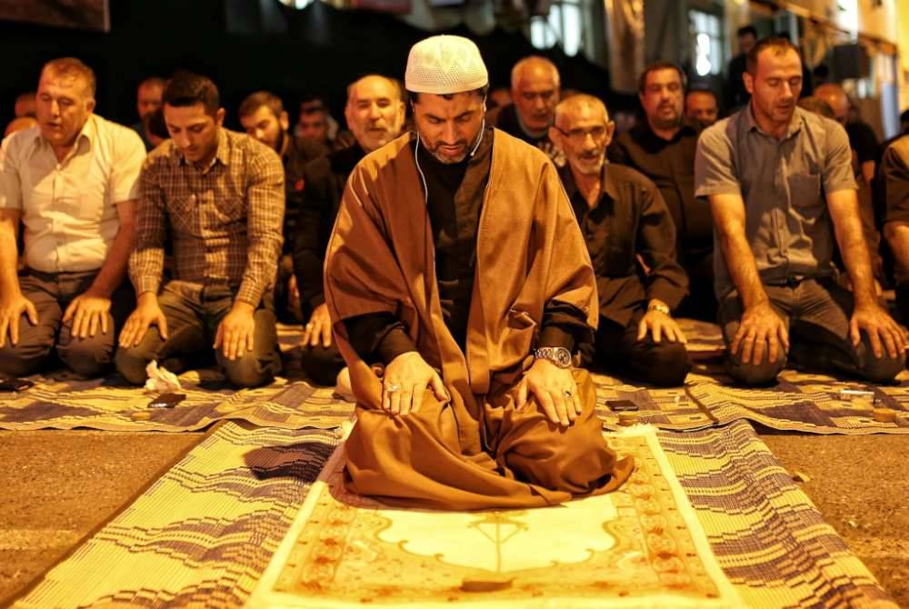 KHUSYUK bukan hanya dituntut di dalam solat, bahkan dalam ibadah-ibadah lain dan aktiviti seharian. Gambar Pexels.com