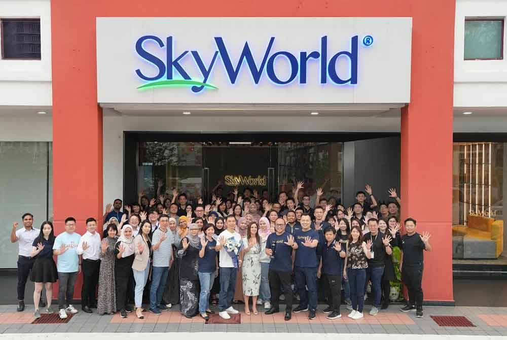 SkyWorld menerima anugerah Majikan Terbaik 2023 oleh Kincentric selain dinobatkan sebagai salah satu syarikat terbaik untuk bekerja di Malaysia.