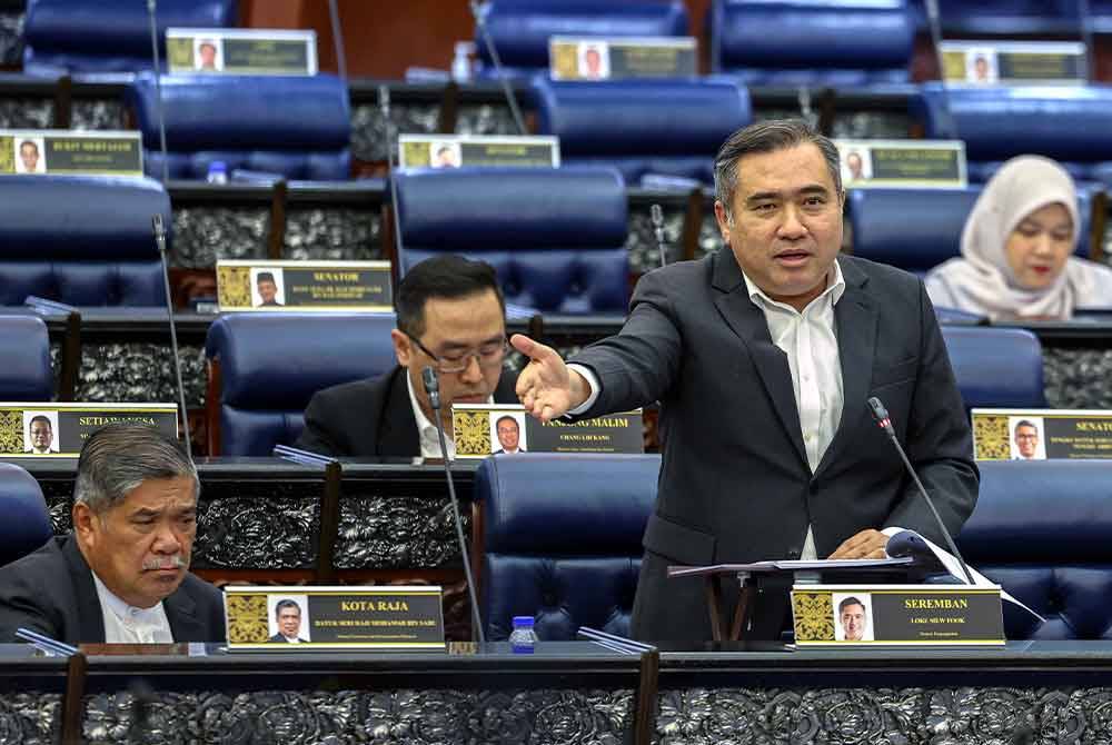 Anthony Loke semasa sesi penggulungan Titah Diraja pada Persidangan Dewan Rakyat di Bangunan Parlimen. Foto Bernama