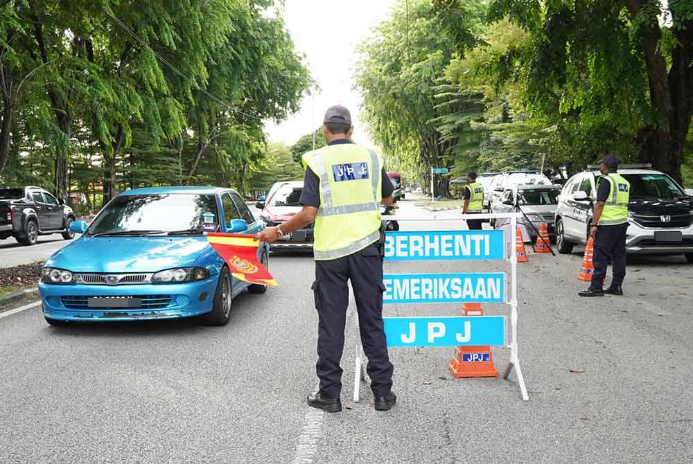 Pemeriksaan kenderaan terus dipertingkatkan oleh JPJ bagi meningkatkan kesedaraan orang ramai, seterusnya mengurangkan kemalangan maut di negara ini.