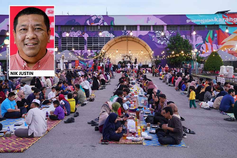 Suasana sekitar program Iftar Ala Madinah @Karangkraf 2024 di Dataran Karangkraf.