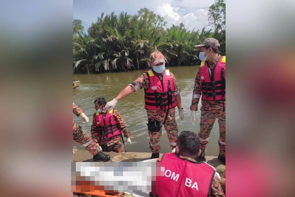 Mayat lelaki lengkap berpakaian ditemui terapung di dalam sungai di Kampung Baru Nelayan pada Jumaat.