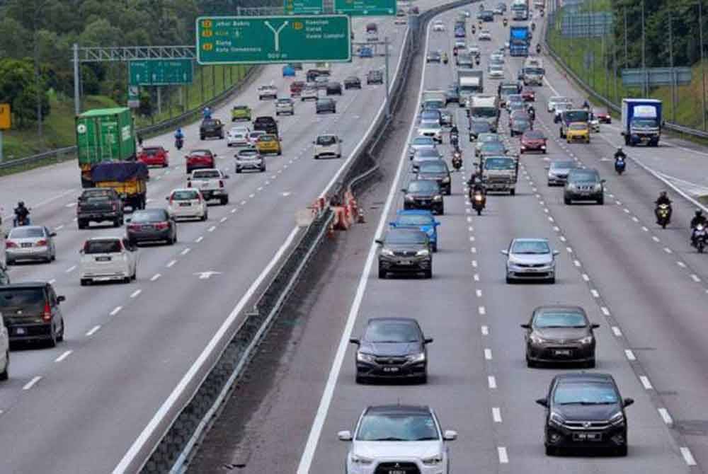 Semua kerja-kerja penyelenggaraan di lebuh raya melibatkan penutupan lorong akan dihentikan sementara sehingga 17 April ini, sempena sambutan Aidilfitri. Foto hiasan