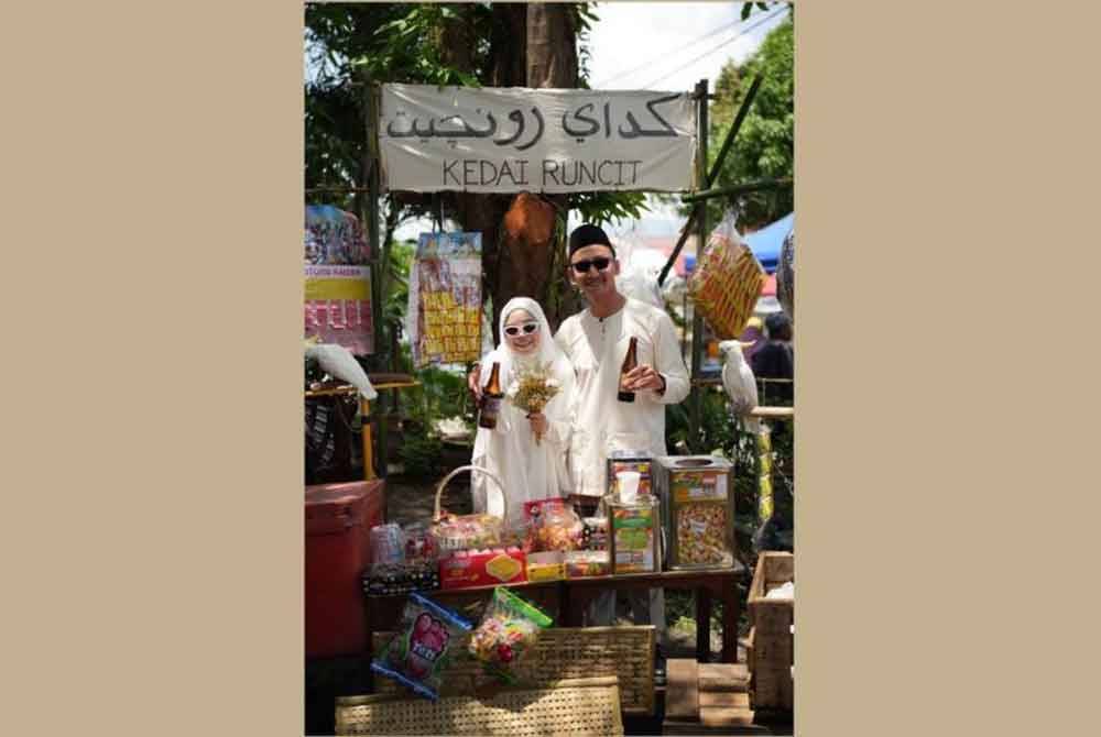 Melihat aneka biskut seperti biji asam, choco bear dan kapal terbang yang popular pada era 80-an dan 90-an tentunya mengimbau nostalgia zaman kanak-kanak bagi mereka yang membesar dengan makanan lejen tersebut. Foto ihsan Amirul Azril Ahmad Azmai