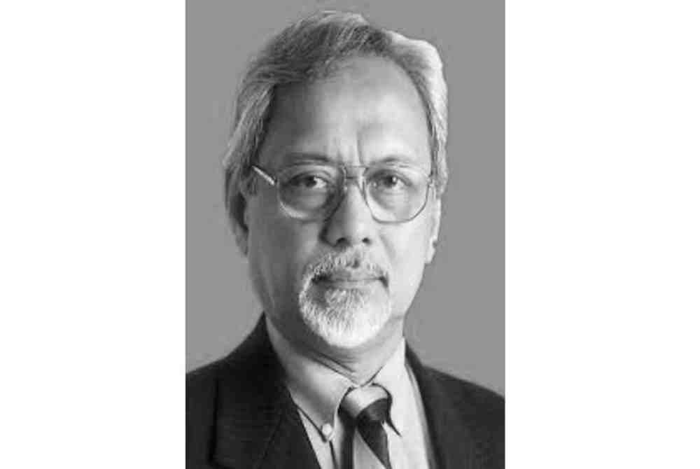 Bekas Ketua Pengarah DBP, Datuk Dr Firdaus Abdullah, meninggal dunia hari ini.