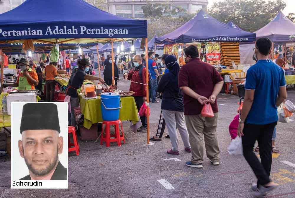 Penjaja pasar malam di Kedah diarah untuk memberhentikan operasi perniagaan seketika bagi menghormati waktu solat Maghrib bermula 1 Mei ini. Gambar hiasan. Foto 123RF