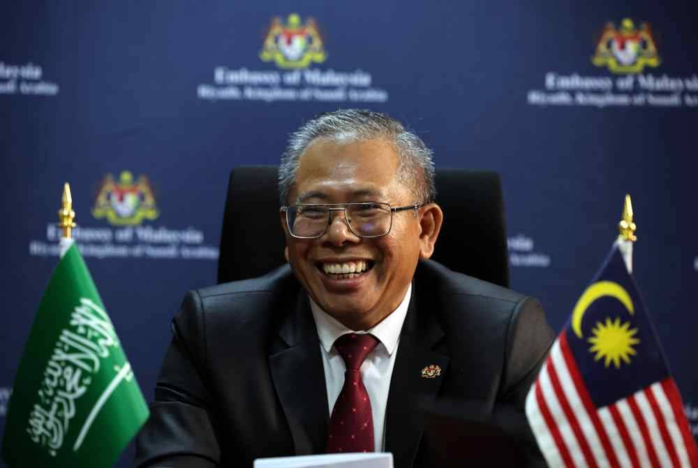 Duta Besar Malaysia ke Arab Saudi, Datuk Wan Zaidi Wan Abdullah pada sidang media sempena lawatan kerja Perdana Menteri, Datuk Seri Anwar Ibrahim ke Arab Saudi untuk menghadiri Mesyuarat Khas Forum Ekonomi Sedunia (WEF) dari 27 hingga 29 April 2024 pada Sabtu. Foto: Bernama