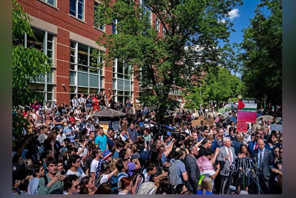 Ketegangan tercetus di kampus Universiti George Washington di sini pada Rabu antara pelajar pro-Palestin dan beberapa ahli Parlimen (MP) Republikan yang melawat tapak perkhemahan yang didirikan pelajar universiti. Foto AFP