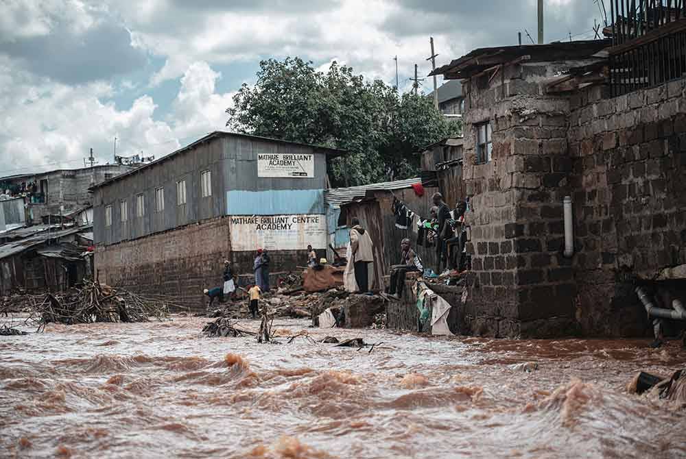 Hampir 750,000 orang terjejas akibat banjir teruk di Afrika Timur, dengan 234,000 hilang tempat tinggal dan lebih 236 terkorban. Foto - Xinhua