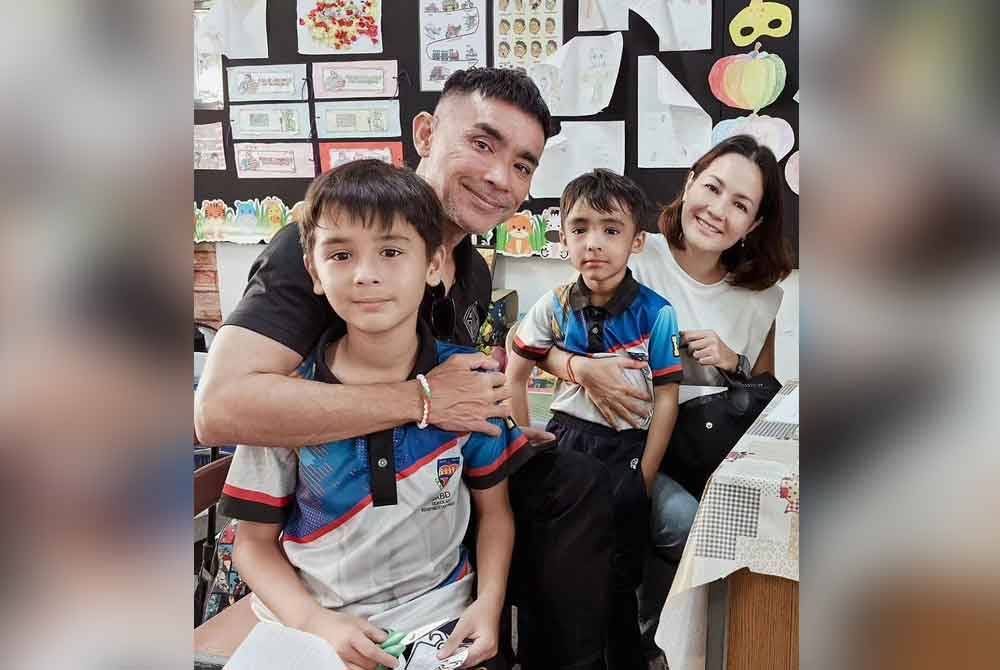 Yasmin dan Shahrin terus menjalankan tanggungjawab sebagai ibu dan ayah Noah serta Eissa biarpun sudah tidak lagi bersama.