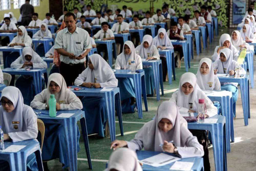 Keputusan peperiksaan SPM 2023 akan diumumkan pada 27 Mei ini. Gambar hiasan 