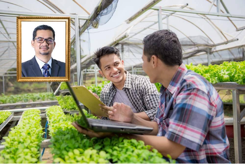 KOMITED kepada tanggungjawab sosial dan pembangunan komuniti antara ciri-ciri agropreneur berjiwa besar. Foto CANVA/Gambar kecil: PROF MADYA DR FAKHRUL ANWAR