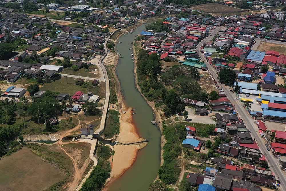 &#039;Projek ASEAN Drive Tourism&#039; adalah bagi meningkatkan pelancongan di sempadan kedua-dua buah negara. - Gambar hiasan