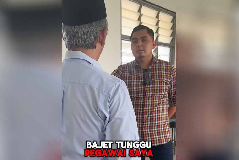 Tangkap layar video dimuat naik Dr Muhamad Akmal di Facebooknya pada 15 Mei lalu berhubung pelajar sekolah agama di Melaka yang terpaksa belajar di lantai akibat tiada meja dan kerusi.