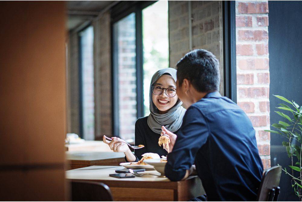 ACARA &#039;Speed dating&#039; tidak wajar dipromosikan lebih-lebih lagi melibatkan umat Islam selain tidak menepati panduan taaruf dalam Islam. Gambar hiasan/Foto CANVA