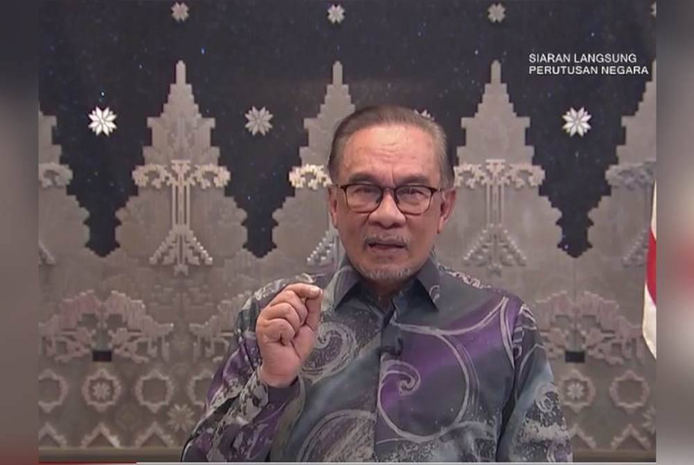 Anwar ketika menyampaikan Perutusan Negara yang disiarkan secara langsung di semua saluran media tempatan pada Selasa.