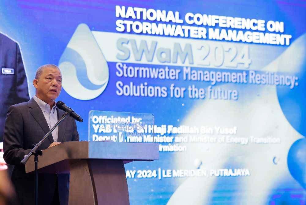 Fadillah menyampaikan ucapan pada perasmian 'National Conference On Stormwater Management SWaM 2024' pada Selasa. Foto Bernama