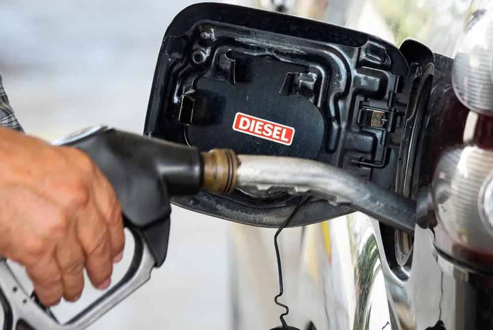 Subsidi diesel sebanyak RM1.4 bilion yang direkodkan pada 2019, meningkat 10 kali ganda kepada RM 14.3 billion pada tahun lepas. Gambar hiasan. 