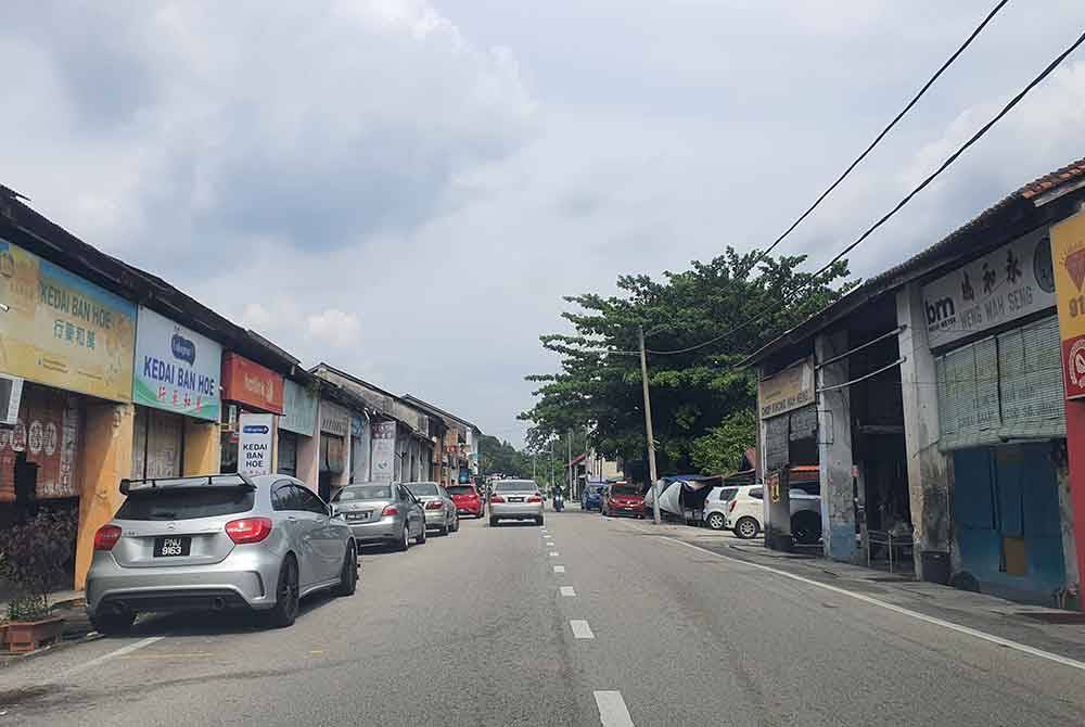 Tinjauan Sinar Harian di sekitar Sungai Bakap pada Jumaat mendapati keadaan masih tenang dan terkawal malah belum ada sebarang bendera parti politik yang terpacak sebagai tanda persediaan PRK.