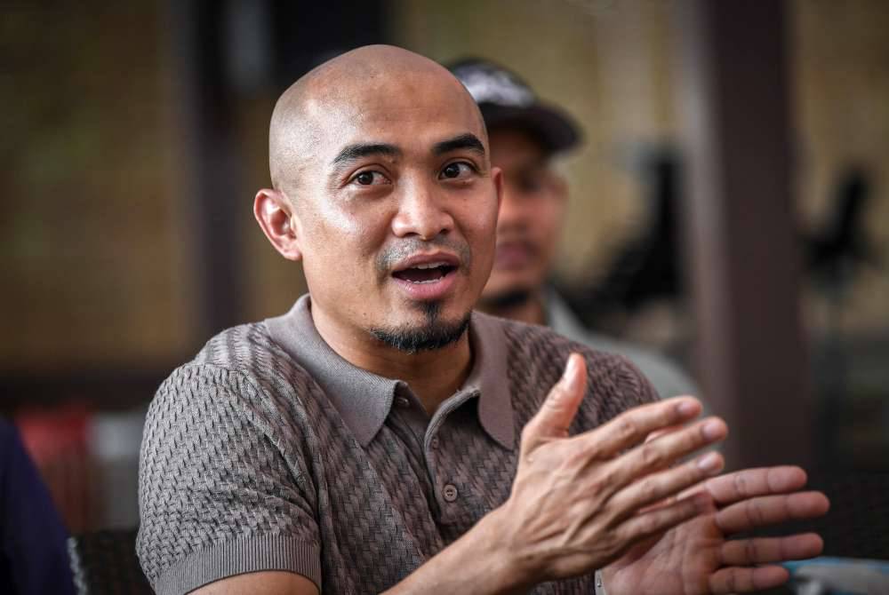 Azizulhasni Awang ketika sidang akhbar majlis minum petang bersama tiga pelumba basikal trek negara yang layak ke Sukan Olimpik Paris 2024 di Bukit Tunku hari ini. Foto Bernama