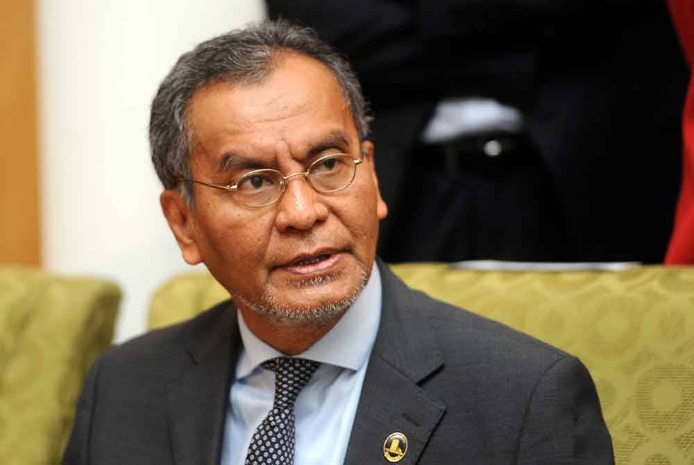  Dr Dzulkefly