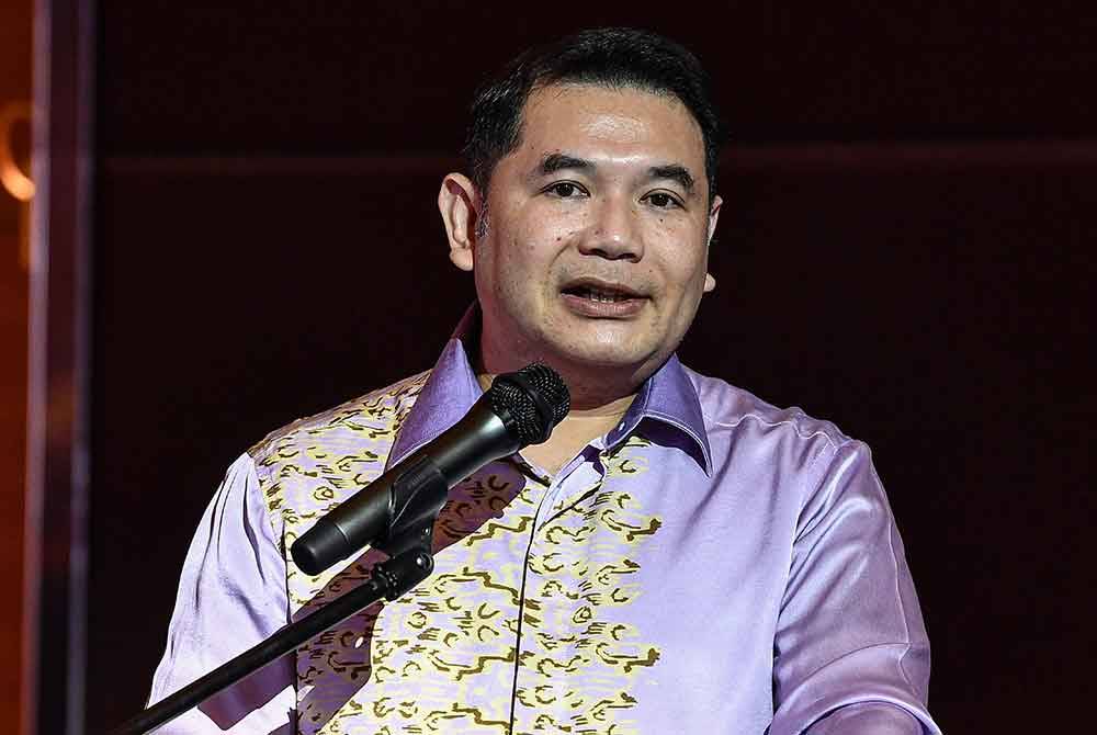 Rafizi berucap pada majlis pelancaran Banci OGSE 2024 di sini pada Khamis. Foto Bernama