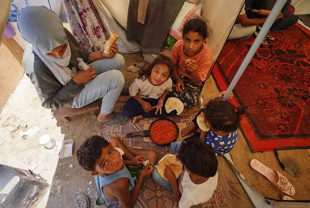 Kebanyakan keluarga terpaksa mencatu makanan hingga menyebabkan golongan budak tidak mendapat zat yang diperlukan.