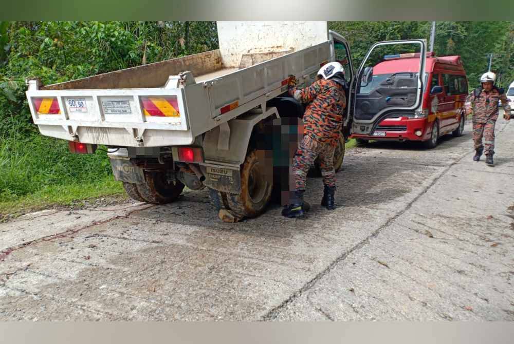 Mangsa tersepit ketika memeriksa bahagian bawah lori dalam kejadian Kampung Taginambur Kiulu, Jalan Ranau-Tuaran.