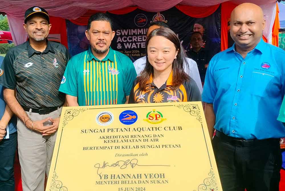 Hannah Yeoh ketika merasmikan Program Akreditasi Renang dan Keselamatan Air 2024 di Sungai Petani Aquatic Club pada Sabtu.