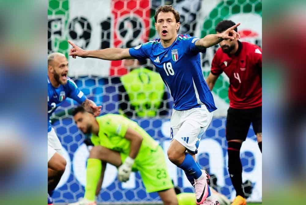 Barella antara penjaring gol buat Itali ketika menang ke atas Albania. Foto Agensi