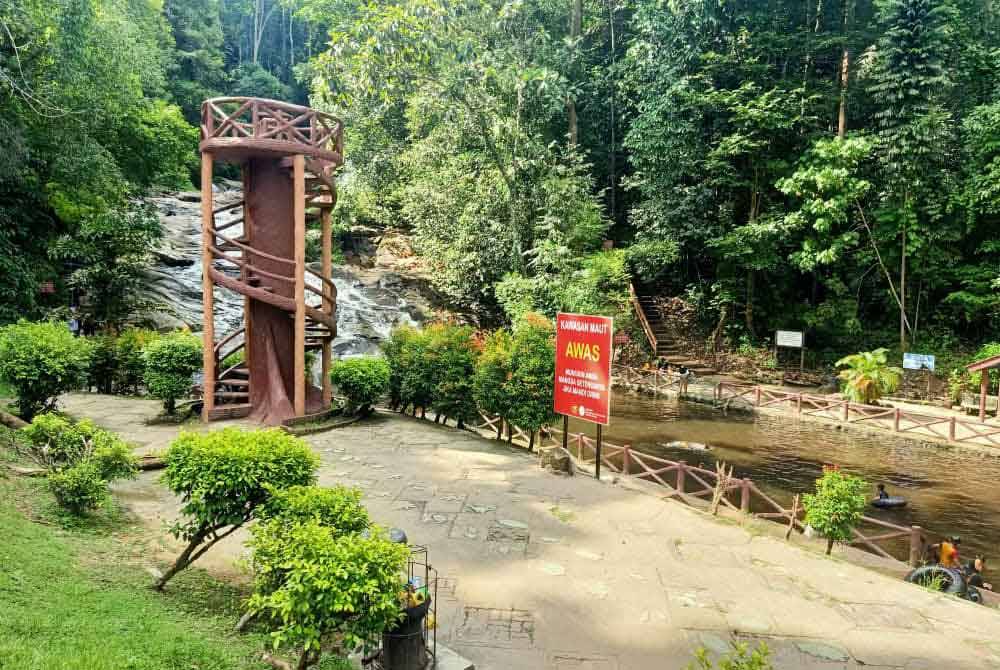 Taman Eko Rimba Lata Bayu, di Baling ditutup sementara selepas dua pengunjung disyaki dijangkiti penyakit kencing tikus.