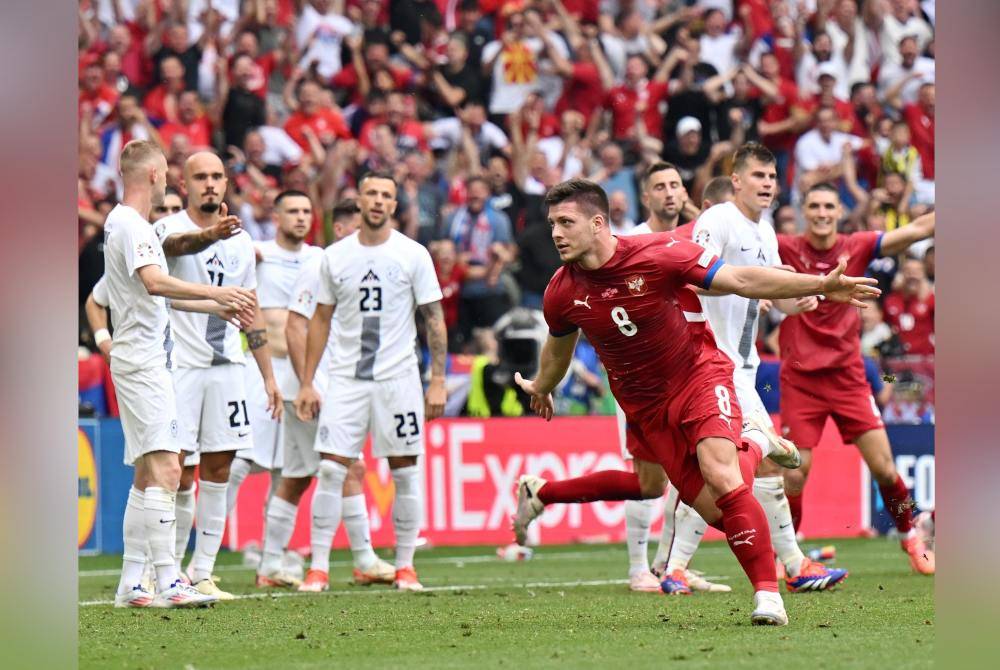 Jovic mengantikan Vlahovic memberi kesan positif kepada Serbia.