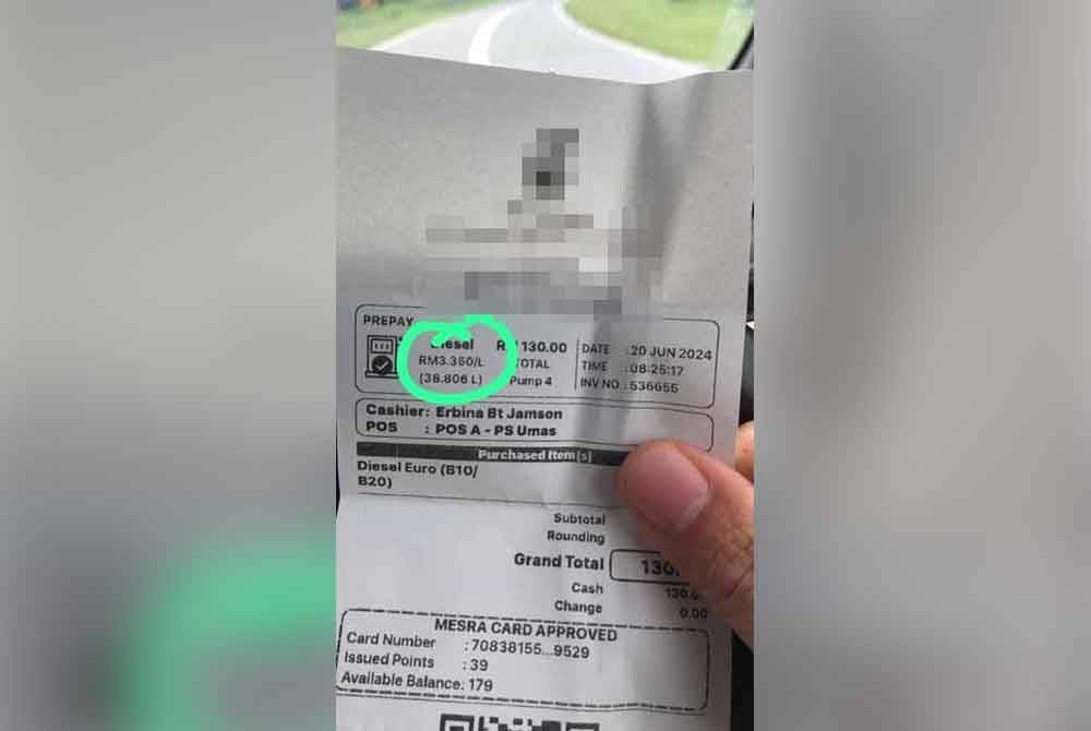 Resit pembelian pelanggan yang dimuat naik di Facebook pada Jumaat. Foto Facebook Maskur Fidzwan Kure.