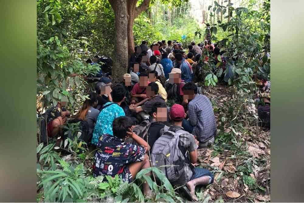 Kedudukan itu juga meletakkan Malaysia naik satu tahap lebih tinggi berbanding tahun lalu iaitu Tahap 2 Pemerhatian. Foto hiasan