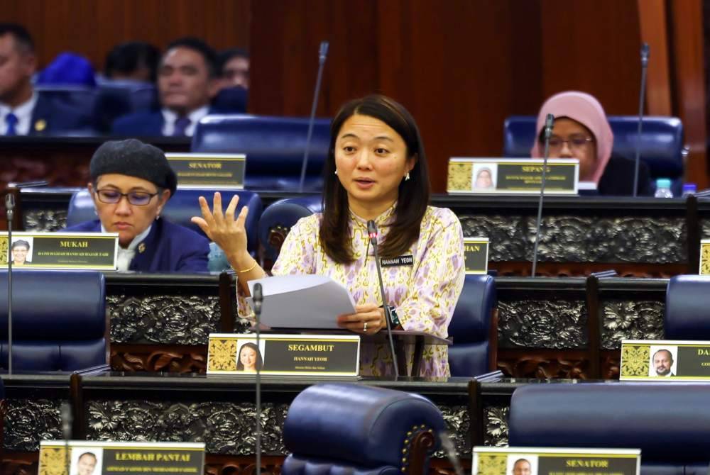 Hannah ketika sesi soal jawab Waktu Pertanyaan-Pertanyaan Menteri pada Persidangan Dewan Rakyat sempena Mesyuarat ke Dua Penggal Ke Tiga Parlimen ke 15 di Bangunan Parlimen pada Selasa. Foto Bernama