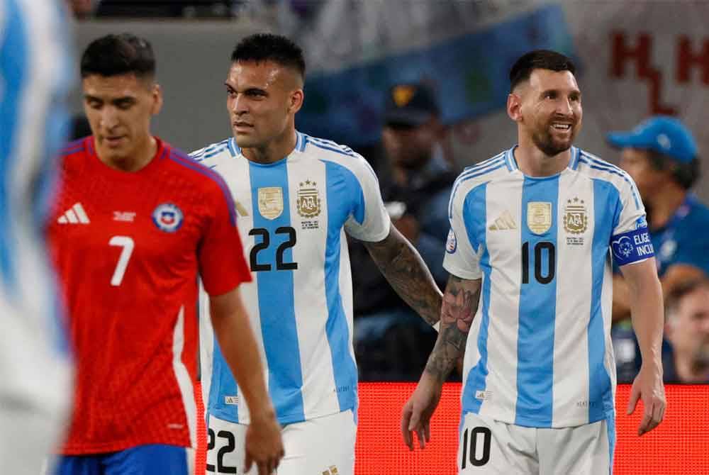 Reaksi Lionel Messi (kanan) dan Lautaro Martinez (dua, kanan) selepas perlawanan menentang Chile. Foto AFP