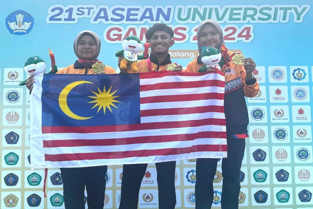 Skuad petanque rangkul pingat emas buat negara.