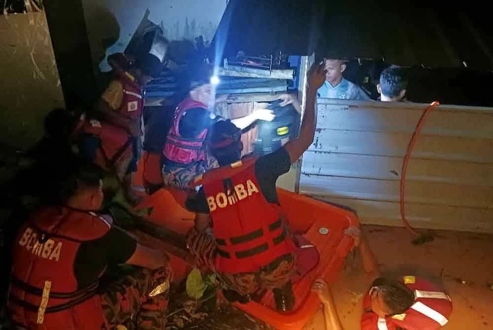 Jumlah mangsa banjir di Sabah terus meningkat kepada 503 orang daripada 145 keluarga setakat pagi Rabu. Gambar fail