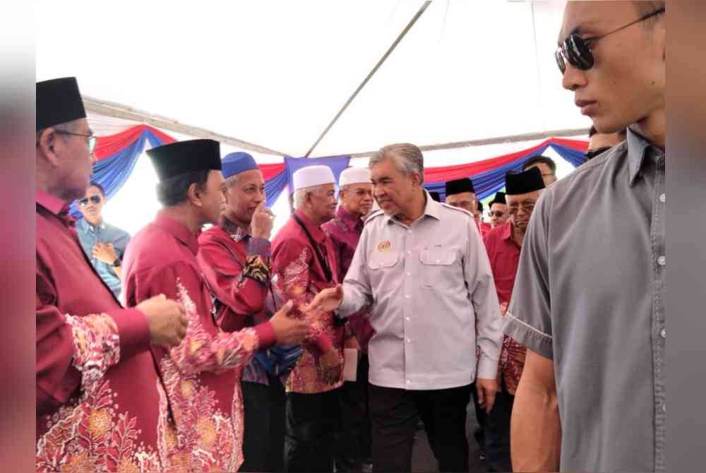 Ahmad Zahid bertemu ahli 5PMCK pada majlis Majlis Pelancaran 30 tahun persatuan itu pada Sabtu.