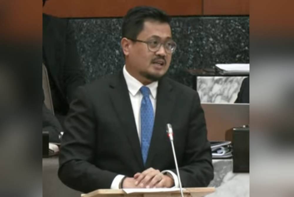 Harrison dalam sesi Perbahasan Kajian Separuh Penggal RS1 semasa sidang DUN Selangor pada Selasa.